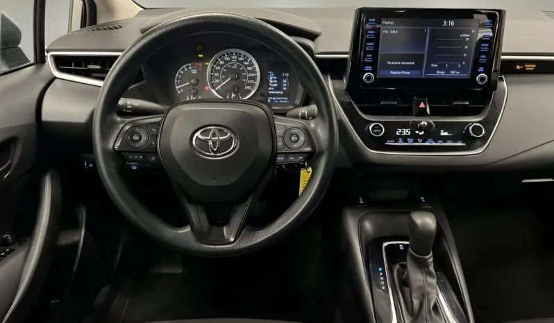 
2022 Toyota Corolla LE full									