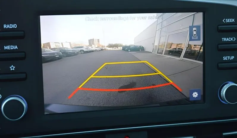 
2022 Hyundai Elantra Preferred full									