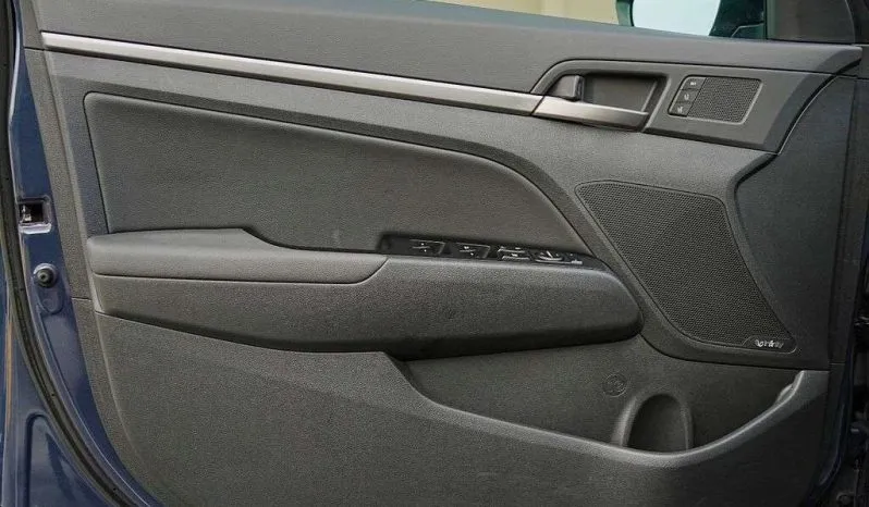 
2017 Hyundai Elantra Limited full									