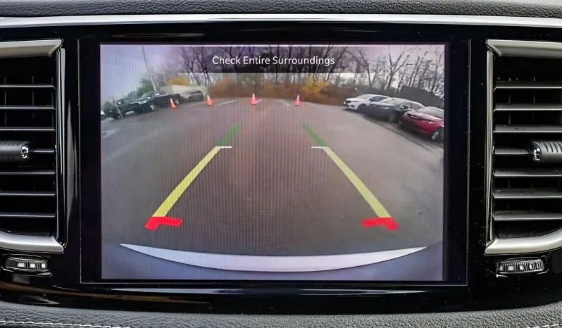 
2021 Chrysler Pacifica Touring full									