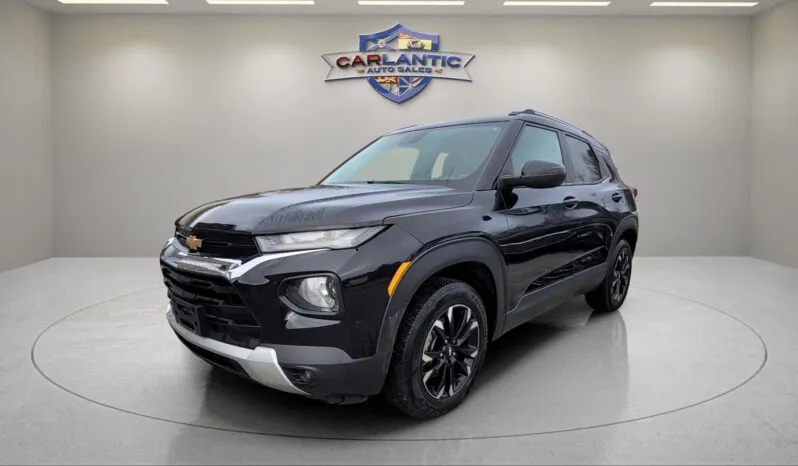 2022 Chevrolet Trailblazer LT Front View