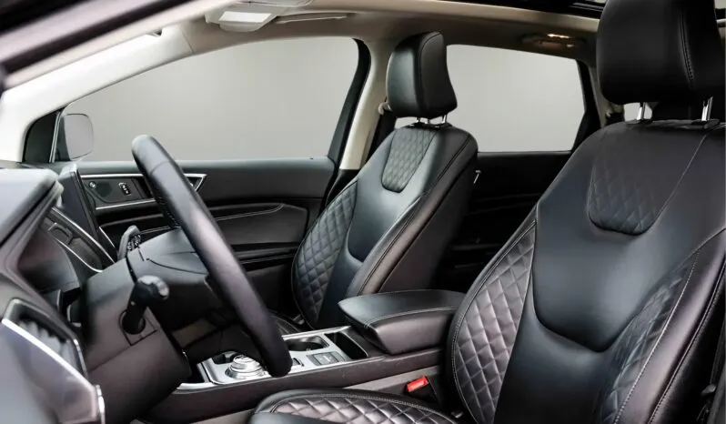 
2024 Ford Edge Titanium full									