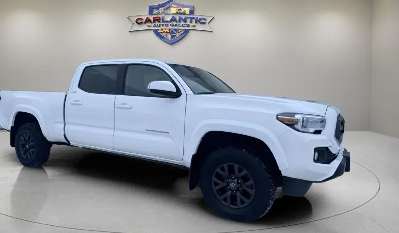 
2022 Toyota Tacoma SR5 3.5L V6 full									
